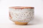 Een prachtige Shino ware  matcha theekom - Keramiek -, Antiek en Kunst
