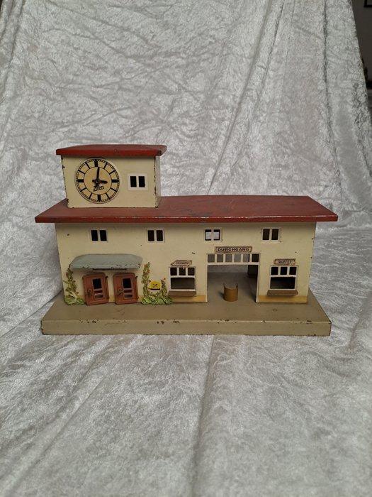 Kibri US Zone - Blikken speelgoed - Railway Station -, Antiek en Kunst, Antiek | Speelgoed