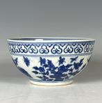 Blauw-witte bloem- en vlinderpatroon grote kom (Lot.00301) -