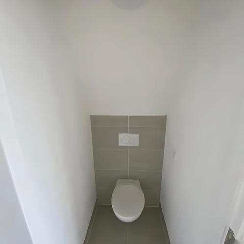 Studio met Balkon in Centrum geschikt voor werkenden, Huizen en Kamers, Kamers te huur, 20 tot 35 m², Overige regio's