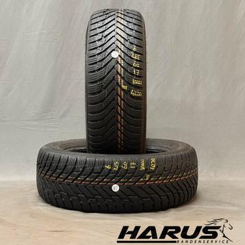 215/60/17 100H Nokian 4seizoensbanden 6mm profiel 2X beschikbaar voor biedingen