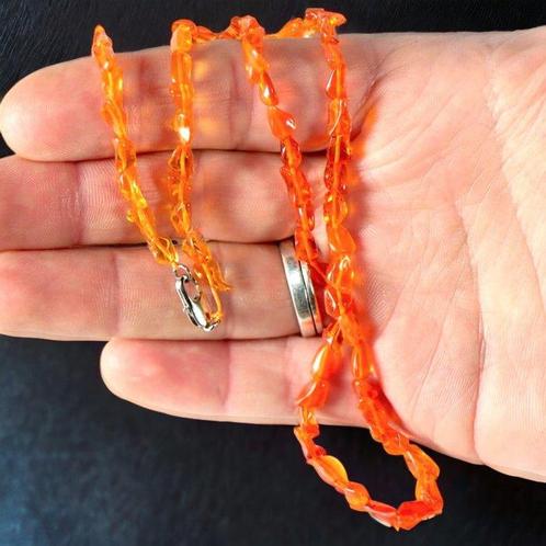 ZELDZAAM!!! Vuuropaal ketting 39,5 karaat edelsteen, Verzamelen, Mineralen en Fossielen