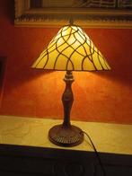 Massive - Tafellamp - Tiffany-stijl lamp. - Glas, Metaal, Antiek en Kunst