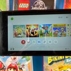 Nintendo - Switch - with Accessories - Handheld gaming, Spelcomputers en Games, Nieuw