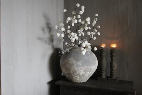 Namaak Pompom tak white 100 cm, Huis en Inrichting, Woonaccessoires | Kunstplanten en Kunstbloemen, Nieuw, Ophalen of Verzenden