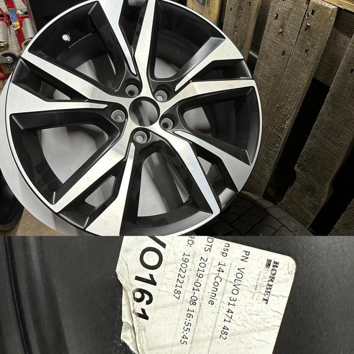 Schade of kras? Volvo Ixion, R-design, Inscription per stuk, Auto-onderdelen, Banden en Velgen, Gebruikt, Ophalen of Verzenden