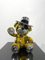 Van Apple - Bandit Bear