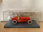Tintin - 1 Beeldje 1/24 van Tintin, de rode auto, Nieuw