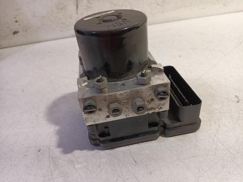 Abs pomp Volvo V40  D2 10096104153 31400643, Auto-onderdelen, Remmen en Aandrijving, ARN erkend, Stiba lid, Erkend duurzaam, Gebruikt