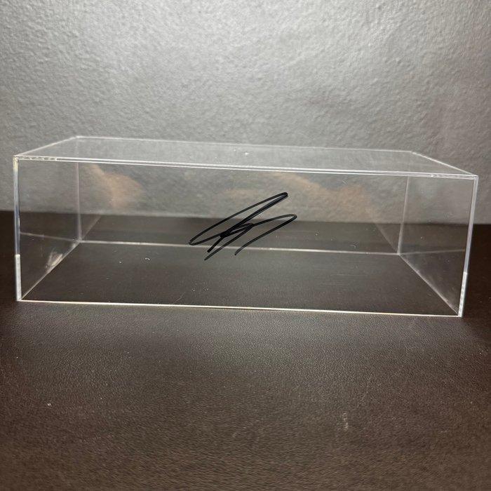 Mercedes - Formula 1 - George Russell - 2023 - Schaal 1/24, Verzamelen, Automerken, Motoren en Formule 1