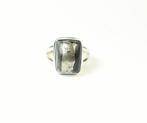 Pyriet in basalten Ring / Cabochon / nieuw- 6.4 g - (1), Verzamelen, Mineralen en Fossielen