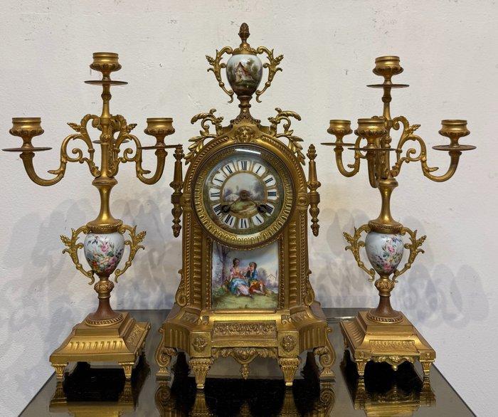 Klok en garnituur set (3) - Brons, Messing, Zinklegering -, Antiek en Kunst, Antiek | Klokken