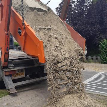 Ophoogzand - Straatzand - Vulzand - Losgestort beschikbaar voor biedingen