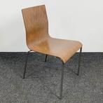Kantinestoel - Bruine Houten Zitting, Huis en Inrichting, Stoelen, Ophalen of Verzenden, Gebruikt