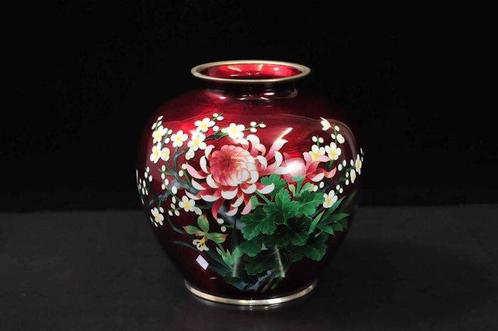 Japanse Ando Cloisonné vaas met chrysanthemum en, Antiek en Kunst, Antiek | Overige Antiek