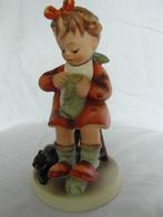 Goebel - Beeldje - Hummel 133 Mothers Helper - TMK6 -