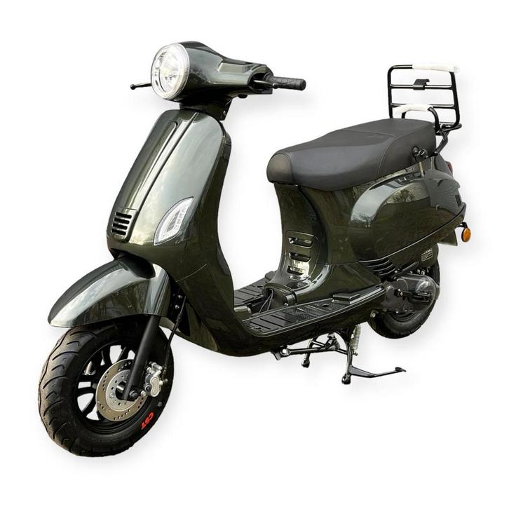 Kappenset Metallic olive green  RSO Sense/Vx50 (S)/Riva (S)/, Fietsen en Brommers, Brommeronderdelen | Scooters, Verzenden