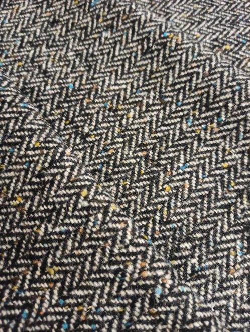 A29 - 570 x 160 cm - Bellissimo Tweed Boucle in pura lana -, Antiek en Kunst, Antiek | Kleden en Textiel