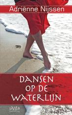 Dansen op de waterlijn 9789080872226 Adriënne Nijssen, Boeken, Verzenden, Gelezen, Adriënne Nijssen