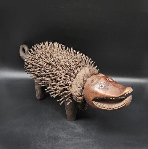 Kongo - sculptuur - Kongo-dier - Vili - Democratische, Antiek en Kunst, Kunst | Niet-Westerse kunst