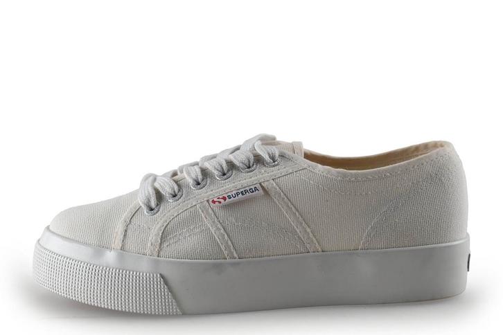 Superga Sneakers in maat 39 Wit, Kleding | Dames, Schoenen, Wit, Zo goed als nieuw, Sneakers of Gympen, Verzenden