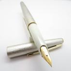 Platinum - Vintage with Embossed Arabesque pattern - 18K, Verzamelen, Nieuw