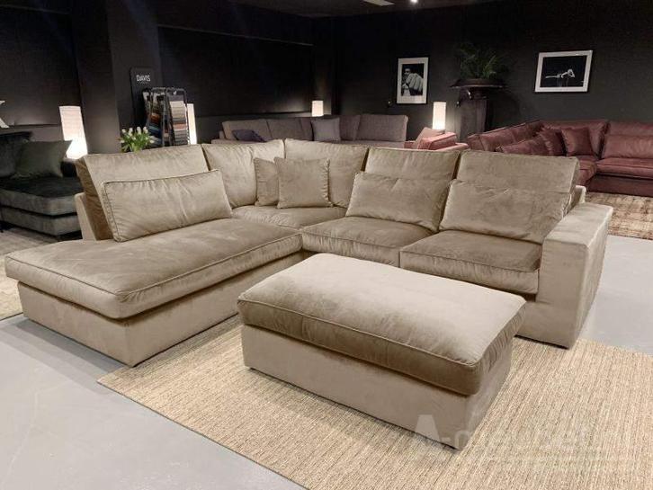 Hoekbank Leusden - hoekbanken - Beige - Velvetstof, Huis en Inrichting, Banken | Sofa's en Chaises Longues, 150 cm of meer, Nieuw