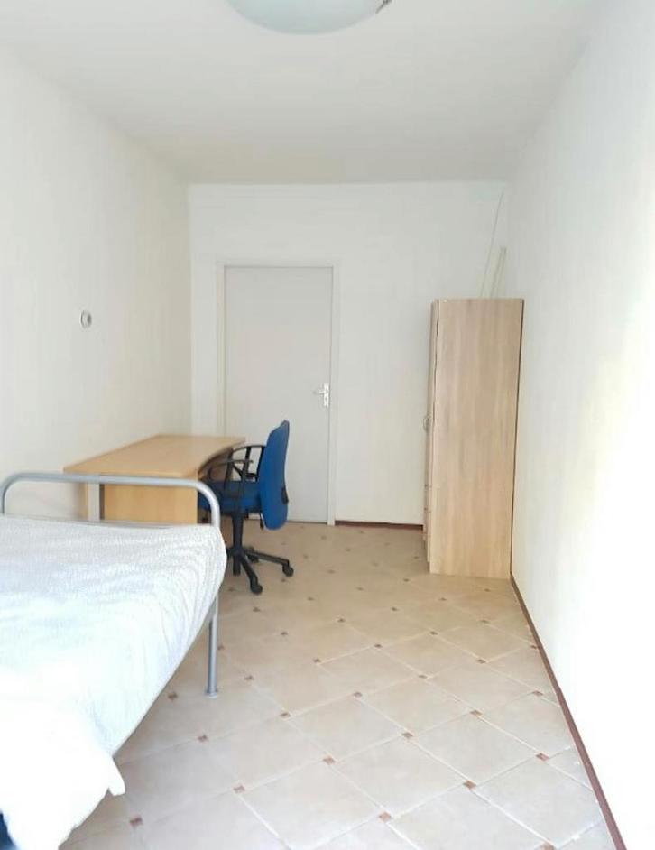 Eigen Kamer aan Zoutziedersstraat, Rotterdam, Huizen en Kamers, Kamers te huur, Minder dan 20 m², Rotterdam
