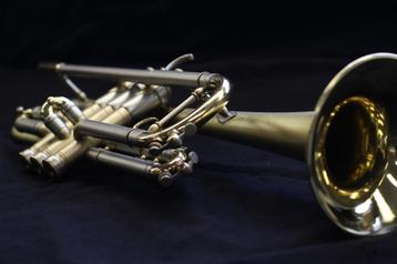 Uw Trompet Customizen, brushes. glasparellen, vintage lakken beschikbaar voor biedingen