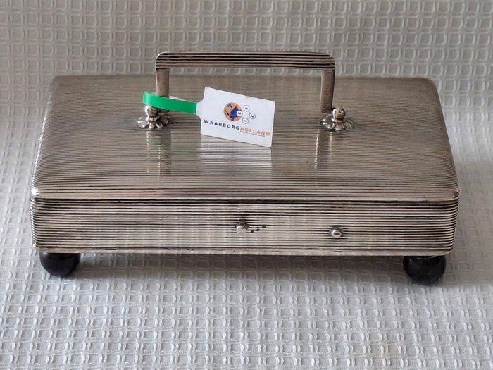 Lepeldoos - Antieke Gave zilveren Rib lepeldoos, vervaardigd, Antiek en Kunst, Antiek | Goud en Zilver