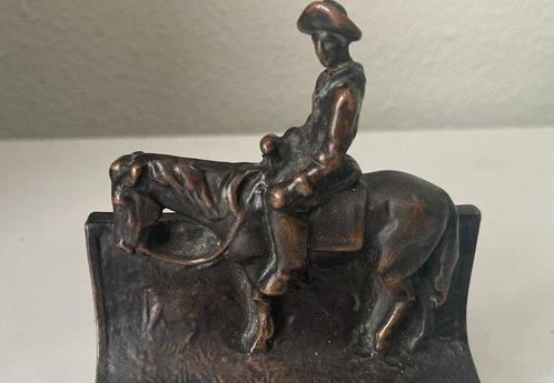 Beeldje - The cowpuncher-cowboy on horse - Brons, Antiek en Kunst, Curiosa en Brocante