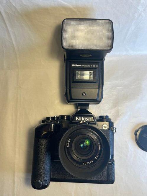 Nikon FE black + MD11 + SB16 + 35 mm 2.8 + HS11 Single lens, Audio, Tv en Foto, Fotocamera's Analoog