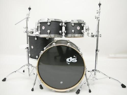 Shellset DS Venom Studio serie Charcoal finish evt. m. snar, Muziek en Instrumenten, Drumstellen en Slagwerk, Nieuw, Overige merken