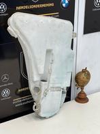 BMW 5 serie Touring ruitensproeiertank 8050439, Gebruikt, BMW