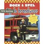Boek en spel: bij de brandweer 9781405493406, Verzenden, Gelezen
