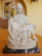 S. Ruggeri - Beeld, Pieta - 29 cm - Hars, Marmer