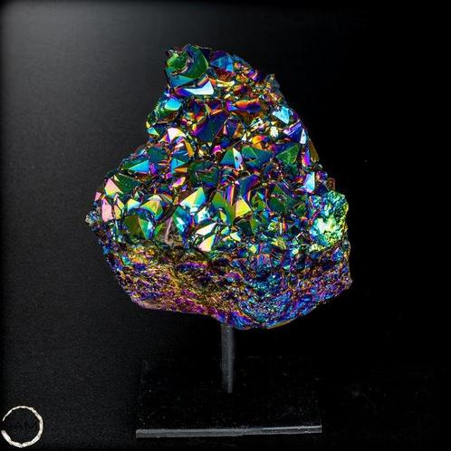 Zeer zeldzame regenboogaura-amethist - kwarts op stand-, Verzamelen, Mineralen en Fossielen