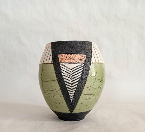 Rinske Reyn-Teijema - Vaas - Aardewerk - RAKU keramiek, Antiek en Kunst, Antiek | Glas en Kristal