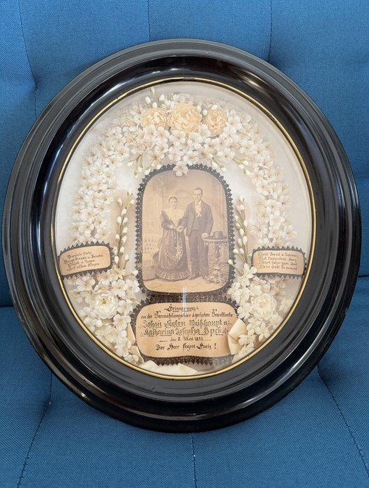 Fotolijst - Hout, Was, Papier - Quadro commemorativo, Antiek en Kunst, Antiek | Overige Antiek