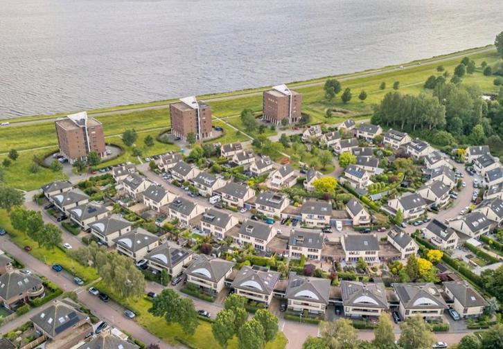 Te huur: Studio Toernooiveld in Almere, Huizen en Kamers, Huizen te huur, Flevoland