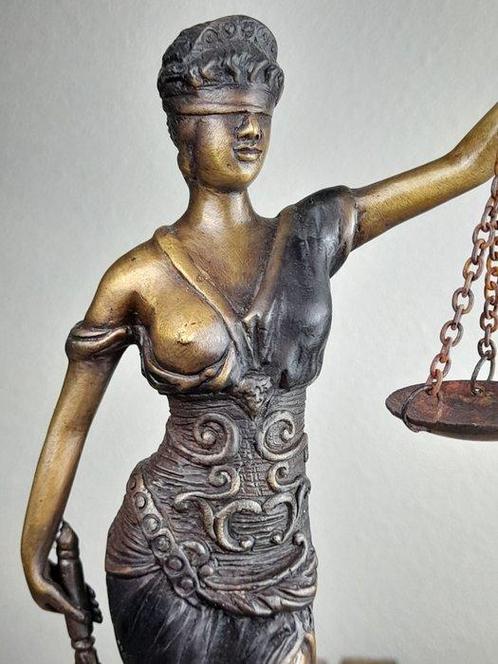 Arno - Beeld, Justia - 24 cm - Brons, Antiek en Kunst, Curiosa en Brocante