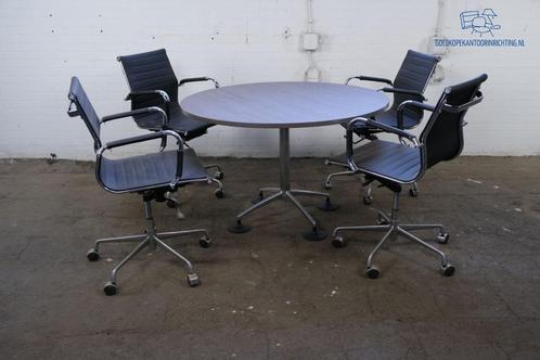 Vitra | Vergadertafel  | Tweedehands | Logan eiken blad | Gr, Zakelijke goederen, Kantoor en Winkelinrichting | Kantoormeubilair en Inrichting