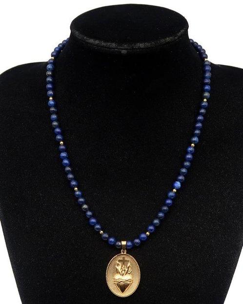Lapis lazuli - Halsketting van geloof, kracht en bescherming, Antiek en Kunst, Antiek | Boeken en Bijbels