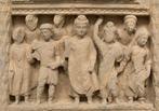 Gandhara Schist Reliëf met scènes uit het leven van Boeddha.
