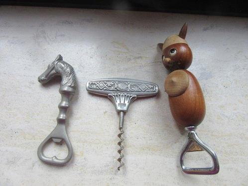 Flessenopener (3) - Hout, Zilverkleurig - Kurkentrekker, Antiek en Kunst, Antiek | Keukenbenodigdheden