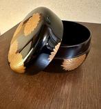 Natsume - Hout, Lak en Goud - Chrysanthemum Natsume