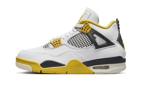 Jordan 4 Retro Vivid Sulfur (W), Kleding | Dames, Schoenen