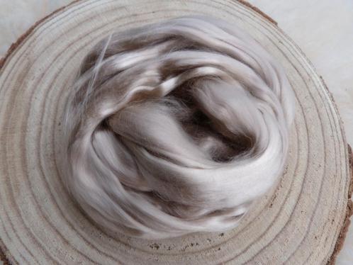Tencel in lont beige, Hobby en Vrije tijd, Spinnewielen en Spinnen, Overige typen, Nieuw, Ophalen of Verzenden