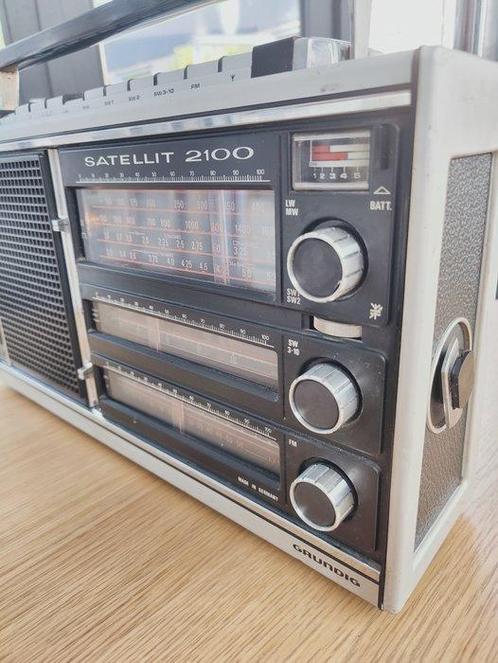 Grundig - Satellit 2100 Wereldradio, Audio, Tv en Foto, Radio's