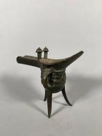 Oud-Chinees, Ming-dynastie Brons Driepoten coupe Jue - 18